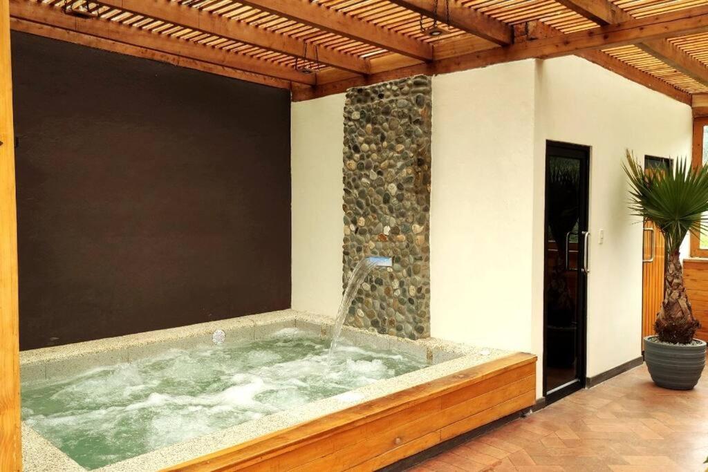 Encantadora Quinta Con Jacuzzi Y Turco Para 5 Huespedes Cerca Del Centro Historico Villa Cuenca Kültér fotó